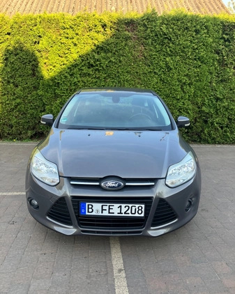 Ford Focus cena 25900 przebieg: 223000, rok produkcji 2011 z Pionki małe 277